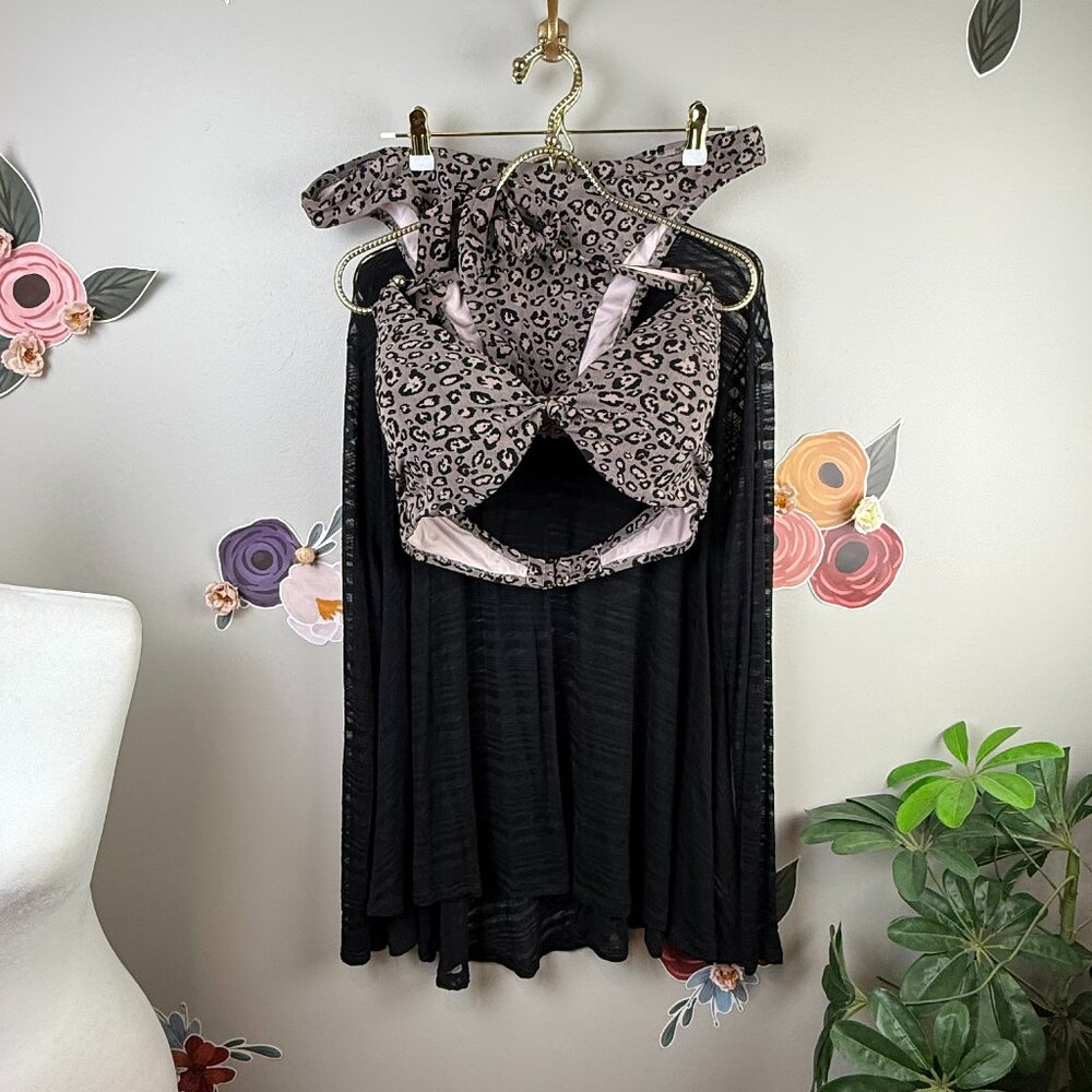 Bikini and Cover-up Set (3 total pieces) - Size - 38D/XL